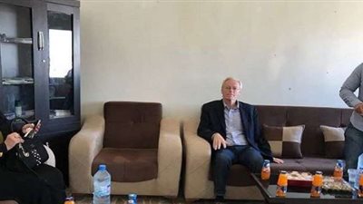 وفد سياسي أمريكي يزور الشدادي جنوب الحسكة بسوريا