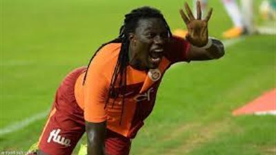 لاعب الهلال السابق 