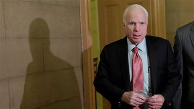 حقائق عن السيناتور الأمريكي الراحل جون ماكين