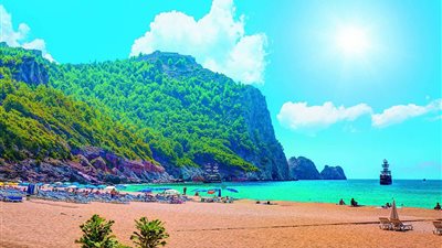 تعرف علي أبرز المعالم السياحيه في 