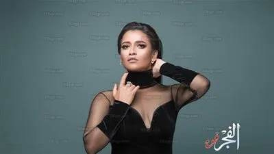 يسرا المسعودي تخطف الأنظار في إطلالة مثيرة بالأسود (صور)