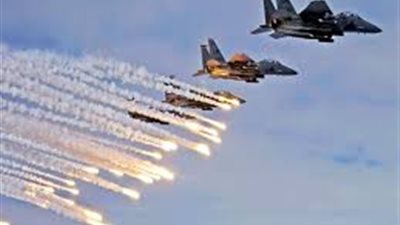 مقتل العشرات فى غارات على معسكر للحوثيين بحجة 