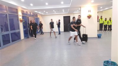 الزمالك يصل ملعب بترو سبورت لمواجهة النجوم