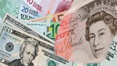 الاسترليني يهبط لأدنى مستوى في عام مقابل اليورو