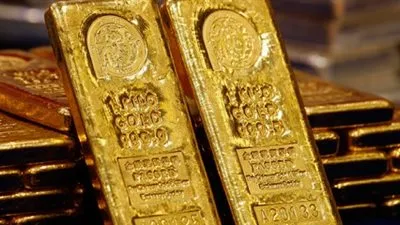 الذهب مستقر مع تدني الدولار بفعل اتفاق التجارة الأمريكي المكسيكي