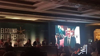 بدء مؤتمر مهرجان 