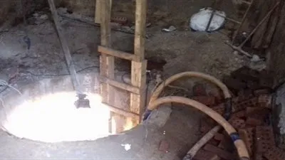 سقوط 7 أشخاص أثناء التنقيب عن الآثار داخل عقار بالدرب الأحمر 