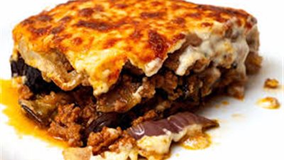 صينية المكرونة بالباذنجان والبشاميل.. جربي طريقة التحضير