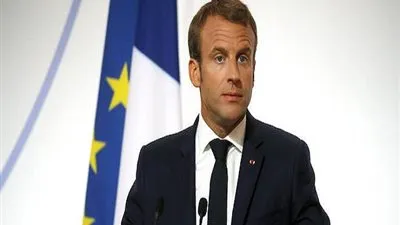 أول تعليق لماكرون على استقالة وزير البيئة الفرنسي