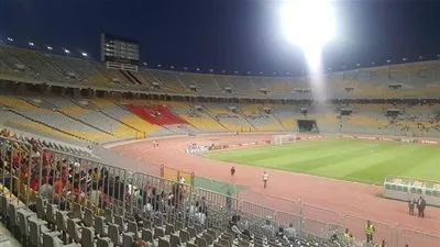 توافد ضعيف لجماهير الأهلي على ملعب برج العرب قبل مواجهة كمبالا سيتي