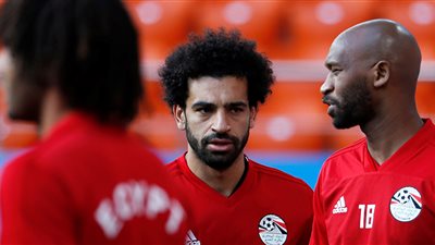 مدرب المنتخب السابق يؤازر محمد صلاح في أزمته مع اتحاد الكرة