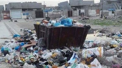 تقليص الأونروا لعمال النظافة يتسبب بتدهور بيئي في مخيم حطين