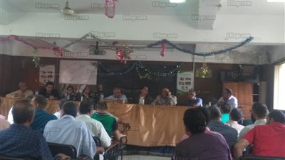 مستشارة وزير الزراعة تناقش كيفية التصدي للسحابة السوداء بالغربية (صور)