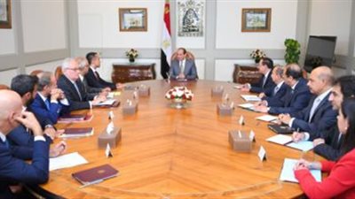 تناول الهجرة غير الشرعية و