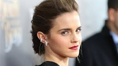 معلومات عن عارضة الأزياء 