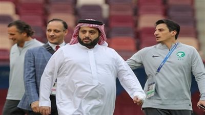 تركي آل الشيخ يفجر مفاجأة سارة لعشاق الدوري السعودي