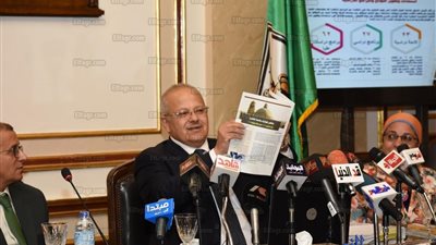 كشف حساب لانجازات جامعة القاهرة ومشروعات التطوير  (صور)