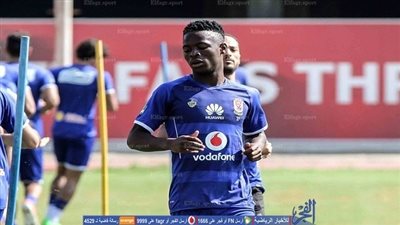 باكماني يغيب عن مران الاهلي 
