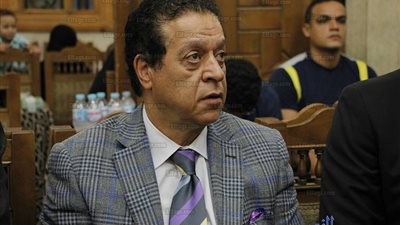 محمد المسعود يقدم العزاء في شقيق الكاتب الصحفي عصام كامل (صور)