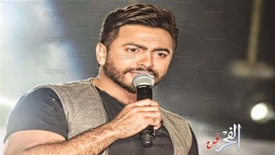 تامر حسني لجمهور نادي الشمس: 