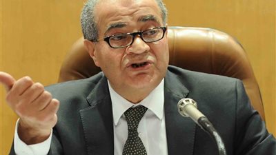  وزير التموين يقرر مد فترة الأوكازيون الصيفي إلى أسبوعين