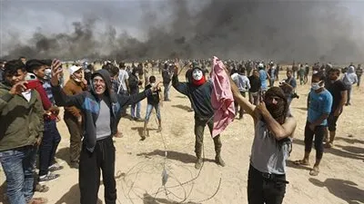 إصابة 40 فلسطينيا خلال مواجهات مع الجيش الإسرائيلي