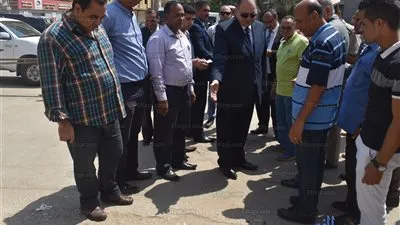 محافظ الفيوم الجديد يلتقي أهالي حي الصوفي ويستمع لشكواهم (صور)