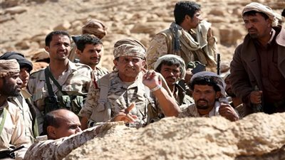 عاجل.. مصرع 20 مسلحًا حوثيًا جراء قصف مدفعي للتحالف العربي باليمن