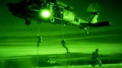 التحالف الدولي ينفذ عملية إنزال جوي في الرقة