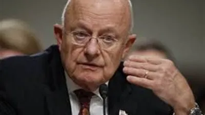 جيمس كلابر: الجدران تغلق على 