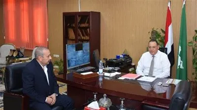 محافظ الشرقية الجديد يصل مكتبه منذ السابعة صباحا ويصدر بعض التوجيهات