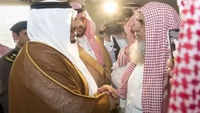 عاجل.. أخبار السعودية اليوم | أمير الرياض ينقل تعازي القيادة لأسرة الشهيد المطيري