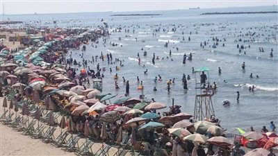 إنقاذ 18 مواطنا من الغرق في مصيف رأس البر بدمياط 