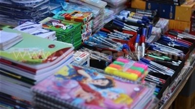 نائب رئيس شعبة الأدوات المكتبية: 40 % زيادة في أسعار الكراسات والكشاكيل