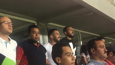 كهربا يتواجد بالمدرجات لمتابعة مباراة الزمالك وإنبي