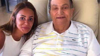 الإعلام الإسرائيلي يعلق على أول ظهور علني لمبارك بعد سنة ونصف من الإفراج