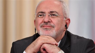 لأول مرة.. ظریف يكشف تفاصيل خلال جنازة الرئيس العراقي السابق