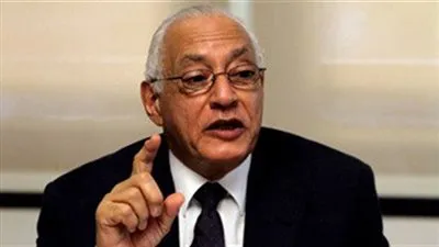 علي الدين هلال: 