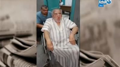 جراحة خاطئة تصيب مواطن بالعمى 