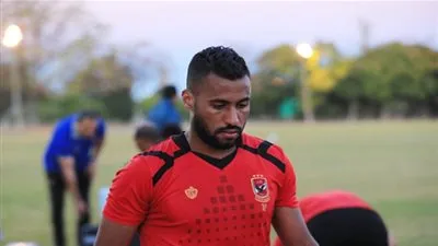 أحمد صديق: عاشور اتظلم بسبب عبد ربه.. والأهلي لا يستطيع الاستغناء عنه