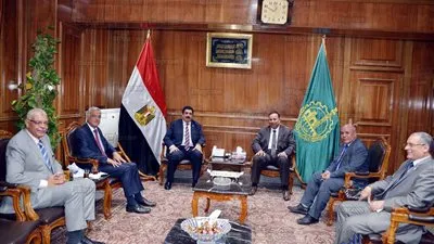 رئيس جامعة المنوفية يهنئ محافظ القليوبية بمنصبه الجديد وثقة الرئيس 