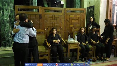 بدء عزاء الكاتب الصحفي الراحل حسين عبدالرازق بعمر مكرم (فيديو)