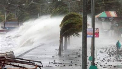 مقتل شخص وإصابة 76 آخرين جراء إعصار 