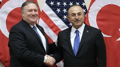 اتصال هاتفي بين وزير الخارجية التركي ونظيره الأمريكي 