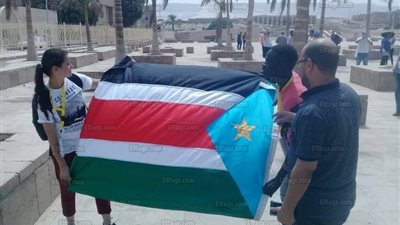 أهالي سوهاج يستقبلون وفد شباب الدول العربية وحوض النيل بالمزمار البلدي لزيارة معبد سيتي (فيديو)