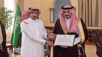 عاجل.. أخبار السعودية اليوم | أمير الجوف يكرم مواطن ينقذ طفلًا بـ