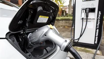 جنرال موتورز تطور 