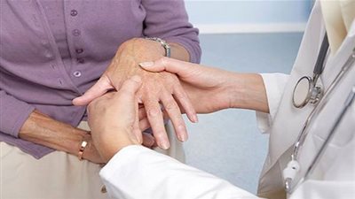 عاجل.. أخبار السعودية اليوم | صحيفة بريطانية: الأصابع تكشف الإصابة بسرطان الرئة