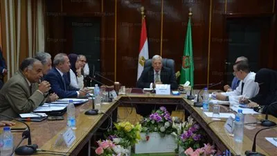 محافظ الدقهلية يبحث إقامة أكشاك مجمعة كل في نطاق اختصاصه (صور)