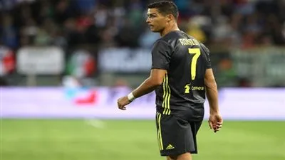 مهاجم برشلونة عن رحيل رونالدو: ريال مدريد دائما من يصنع النجوم